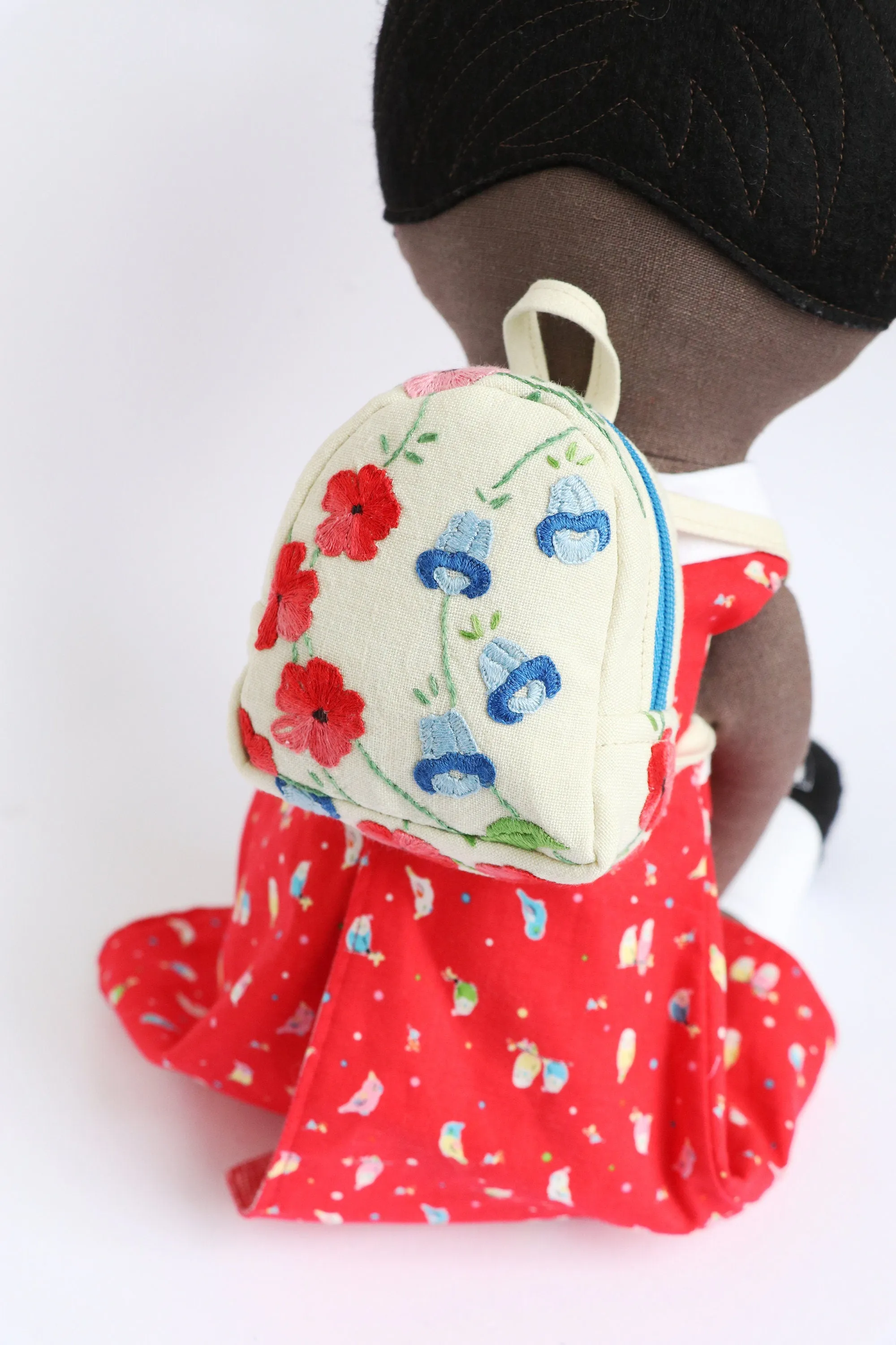 Bitty Backpacks: Mini backpack sewing pattern