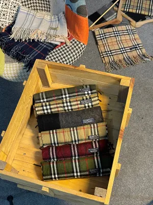 Burberry Scarves - 20 pcs