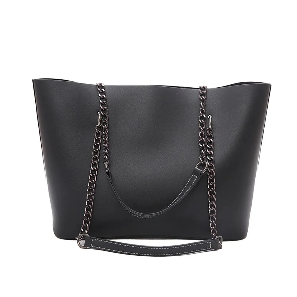 Casual Large and Spacious Chain Strap Shoulder Bag