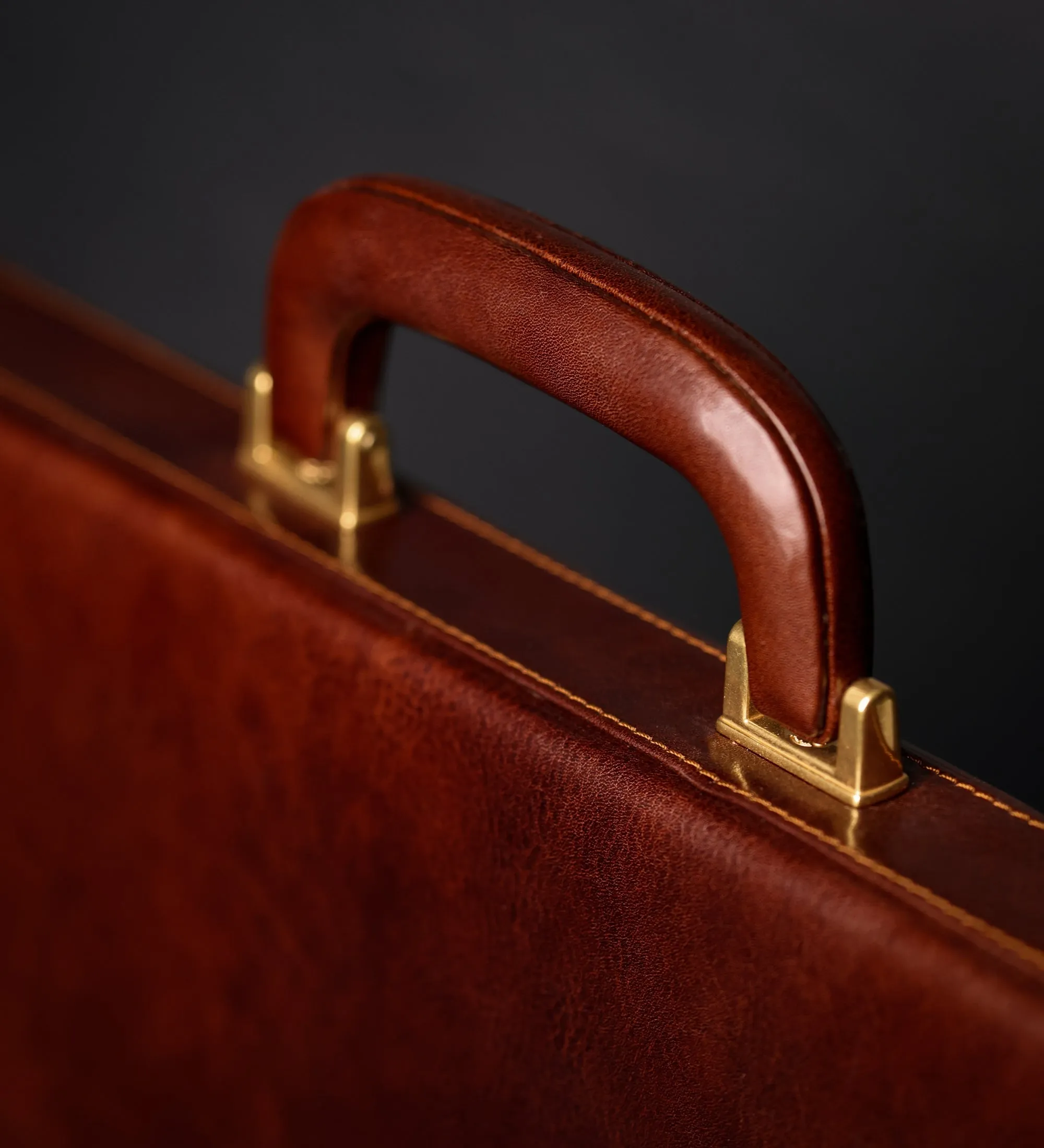 Women's Leather Attaché Case Briefcase - Vendetta